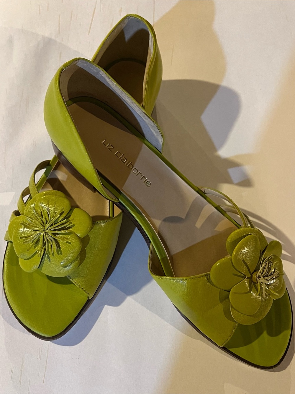 Liz Claiborne Chartreuse Floral Leather Sandals